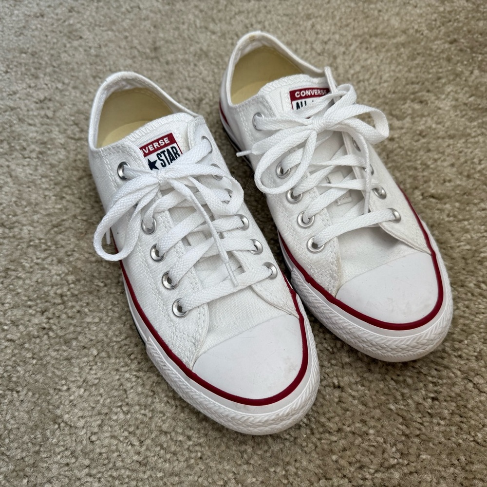 White Converse women’s size 6.5
